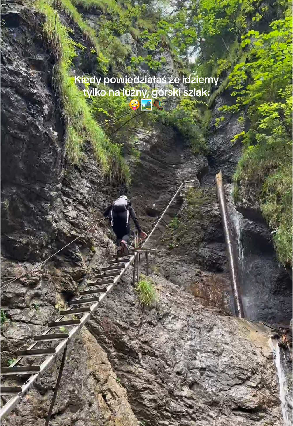 Chyba każdy ma takiego towarzysza, który narzeka na każdym, nawet najłatwiejszym szlaku 😅