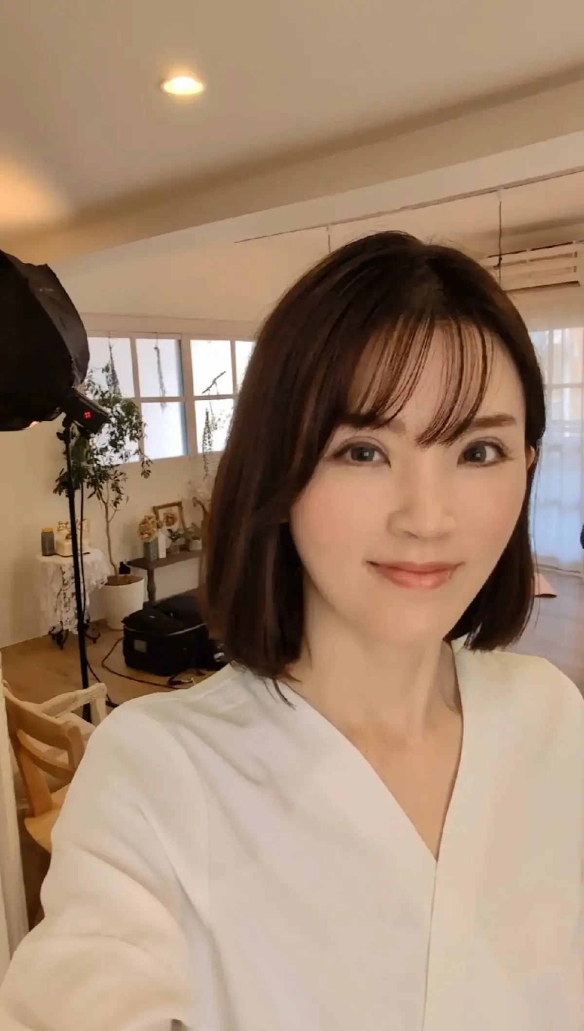 📸 今日は朝から某サイトの広告撮影へ♡ いろんなシーンがあってとても楽しかった！ サイトは来月公開予定なので またお知らせするね！ ⁡ ⁡現場には今コラボ中のリンティーのドットティーを 持っていったよ🍹✨ 今日みたいに暑い日は熱中症対策にもおすすめ👌🏻´-⁡ Qoo10で 8/18(月)～8/31(日) 2週間限定で ドットティー１ヶ月分+水分コラーゲン 10日分セット ￥10,940 が 45パーセントOFF￥5,980 半月分セットは￥7,460 が 41%OFF￥4,390 になってるよー！！ 購入者全員プレゼントもあるから チェックしてみてね♡ ⚠️シークレットコード【 yuko0818 】 忘れずに🐰🍏 https://www.qoo10.jp/g/1144469283 ⁡ °・*:.。.  #撮影   #広告モデル   #三宅裕子   #リンティー   #qoo10     