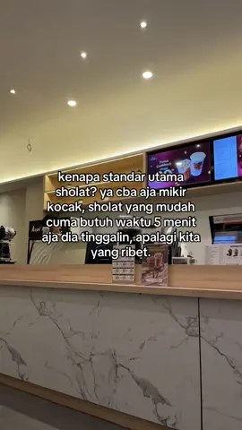 sholat dan penciptanya aja dia tinggalin apalagi kamu? kecil mah bagi dia 😌