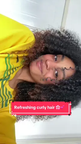 It was @des actually 💕 #curlyhairtutorial #curlyhairtipsandtricks 
