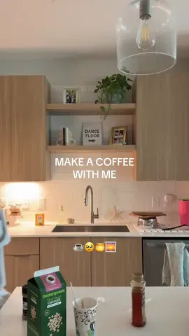 whats your go-to coffee order!?! 🤤 #coffee #makecoffeewithme #morningcoffee #comewithme #grwm #morningroutine #goodmorning #coffeetiktok #coffeetok #espresso #Vlog #contentcreator #ugccreator #discover #fyp #trending #creatorsearchinsights 