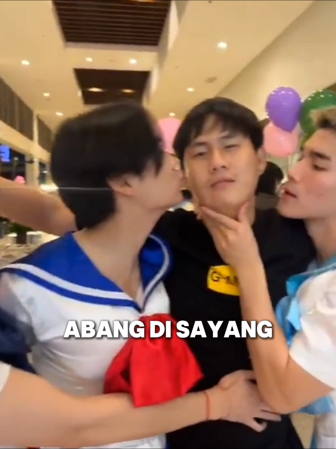 #winnythanawin #satangks #phuwintang #fourthnattawat #gmmtv 