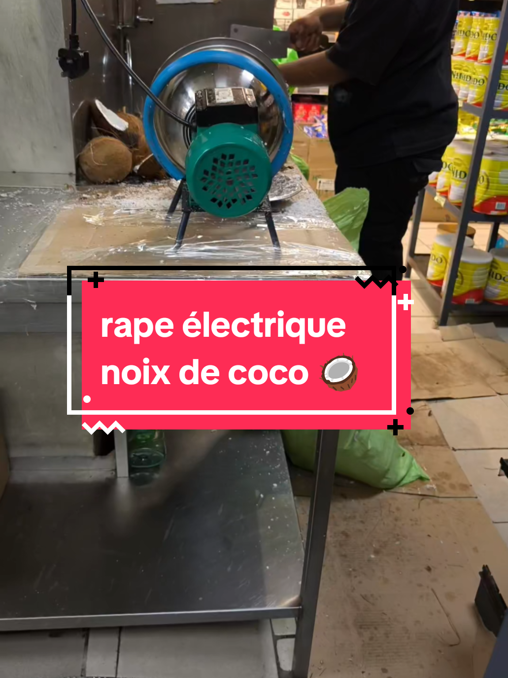 dis-moi en commentaire si vous avez aussi cette facilité chez vous #coco #vtcashandcarry #mauritiusislandgirl #mauritius🇲🇺 #france🇫🇷 