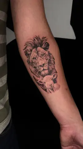 BASED IN DALLAS📍 #lordheavell #tattooartist #dallastattooartist #texastattooartist #realismtattoo 