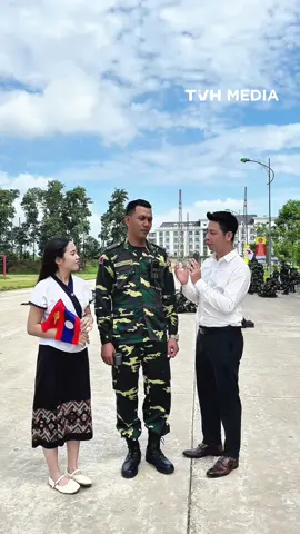 Giao lưu với đồng chí của Quân đội nhân dân Lào, từng trực tiếp tham gia duyệt binh tại Quảng trường Đỏ 💪💪💪 #A80 #Laos #tuyenvanhoa #tvhmedia @Maysaa 