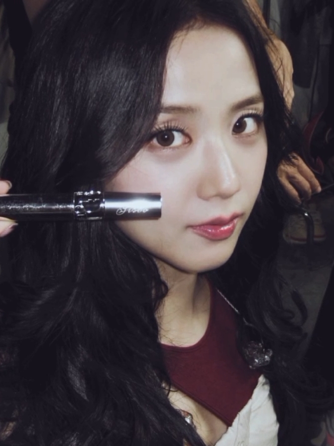 jisoo tá sendo minha segunda Bias do blackpink, vou tentar trazer mais edits dela 🫦 #jisoo #kimjisoo #jisooedit #blackpink #bp #fypviralシ #fypシ゚ 