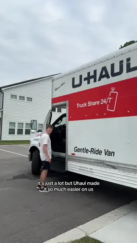 IT'S MOVING DAY!!! Couldn't have asked for a more reliable team to help make this move so smooth -- thank you, @uhaul! #UhaulPartner #uhaul