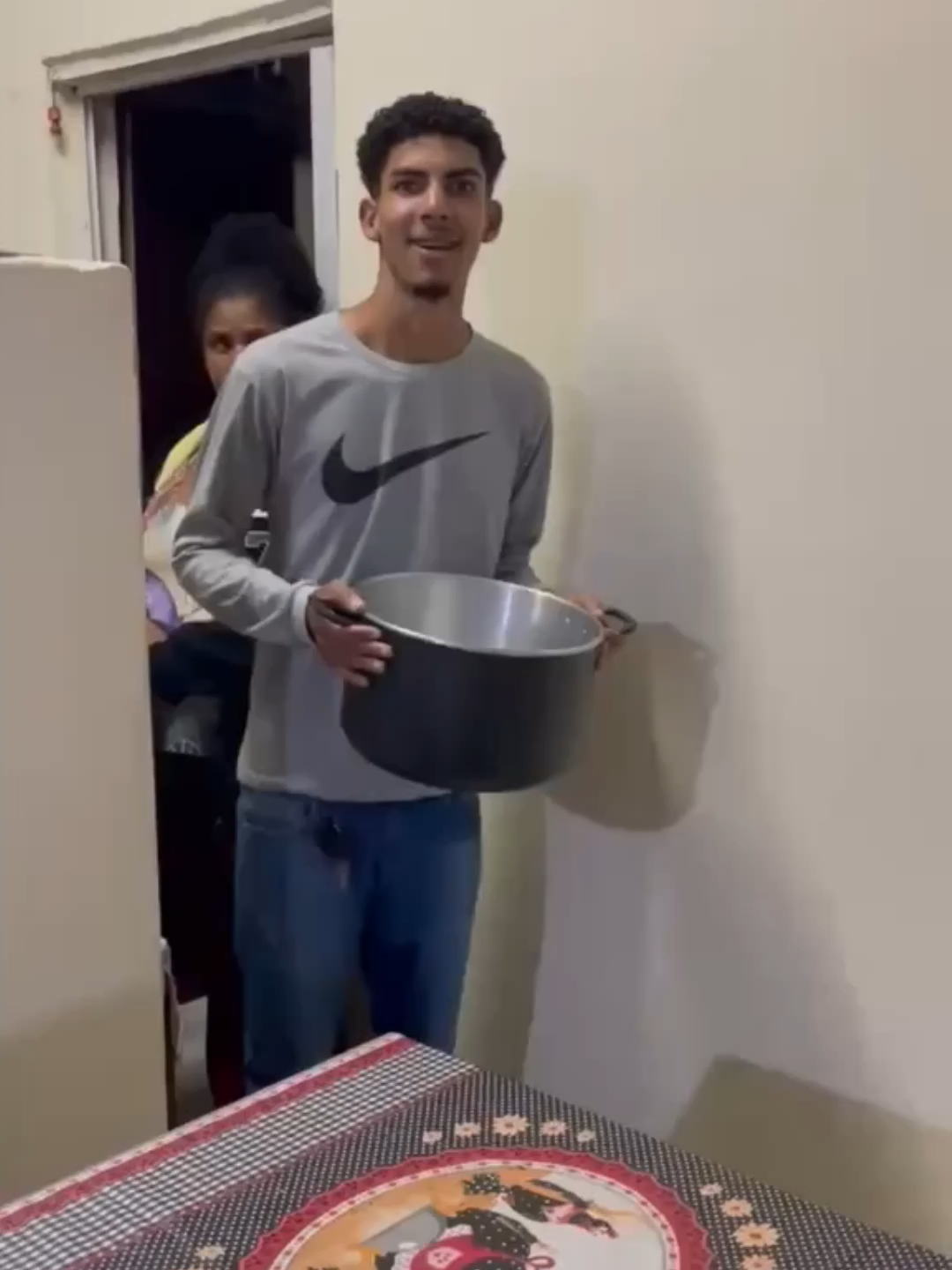 ALGUEM ENTREGA O OSCAR PRA ESSE VIDEO #comida #trends #macarrão