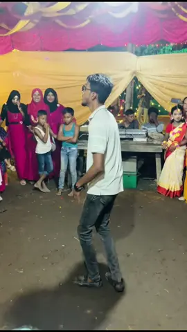 Seraa dance #foryou #vairal #tranding #bdtiktokofficial #fannyvideo @TikTok Bangladesh 