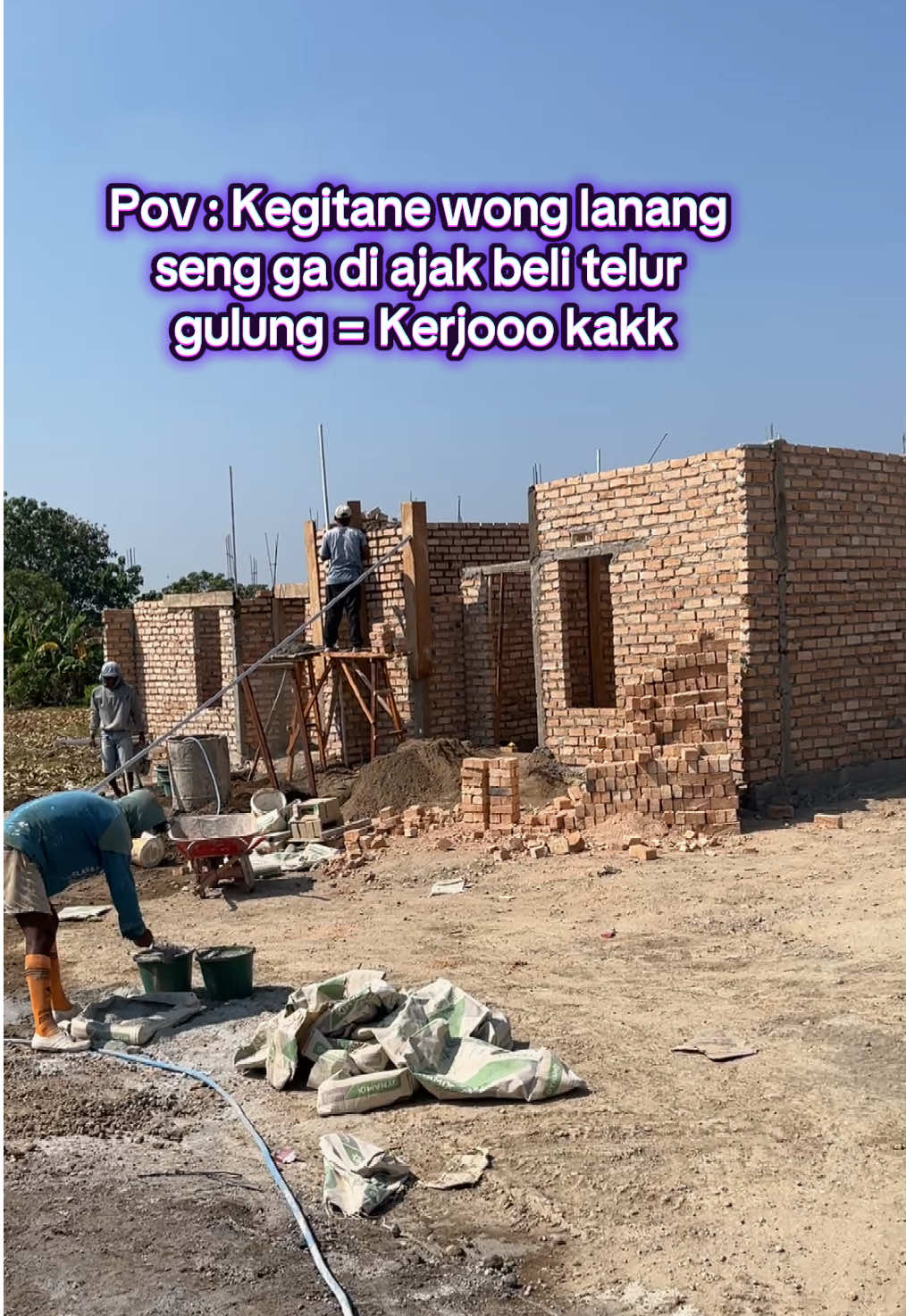 🔥 “Telur gulung ilang sak menit… omah awet sak urip 🏡✨” 🤣 “Cicilan 2 jutaan, langsung terima kunci 😎📲” 😍 “Ra popo ora diajak jajan… sing penting iso diajak cicil omah ❤️🏠” 💥 “Promo omah murah, hub 0813-5136-8553 🚀 #rumah #fyp #kpr #biral #sweet 