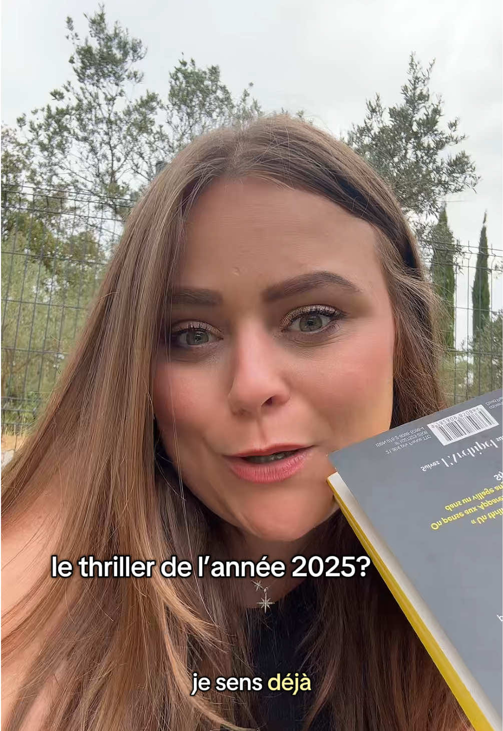Est ce que ce livre sera le prochain numéro un des ventes ? hâte de voir ça ♡  si vous l’avez lu, vous avez trouvé le plot ?  #thriller #plottwist #thrillers #larchipel #lafemmeduserialkiller 