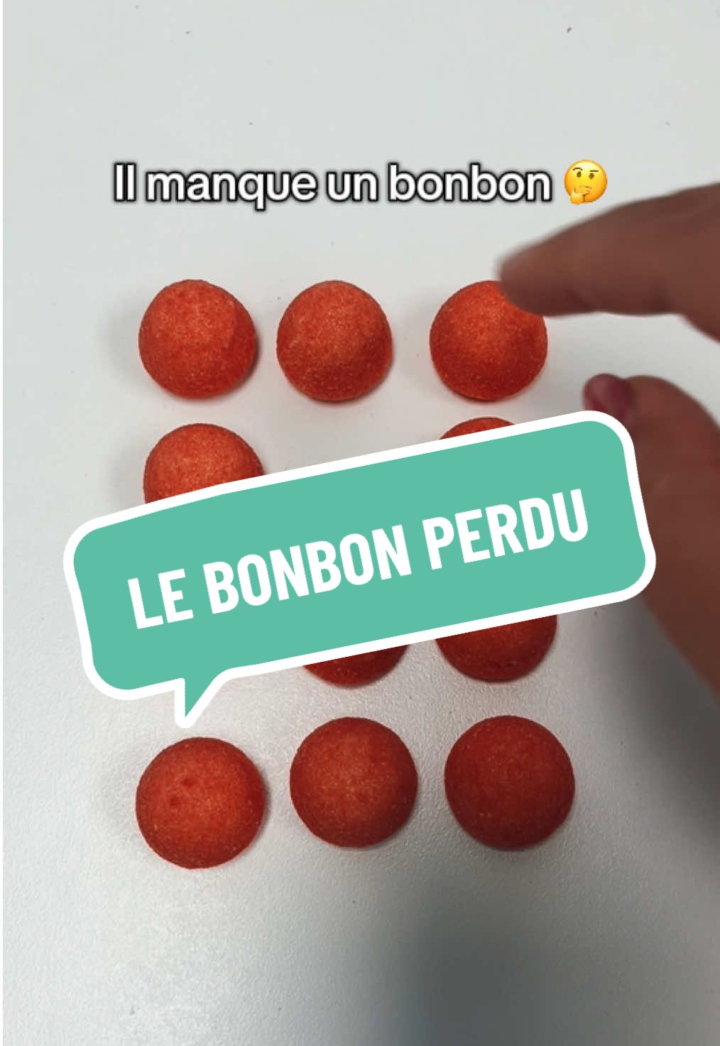 Vous en comptez combien ? 😳 #opticalillusion #museedelillusion #museumofillusions #magic 