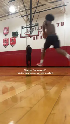 #fyp #dunk #blowthisupforme #basketballtrend #malachipayne 
