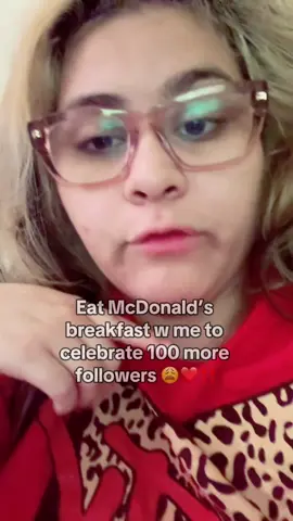 I’m must gon be getting 100k cuz why I keep sayin it 😩#geminivictoria #mcdonalds #100k 