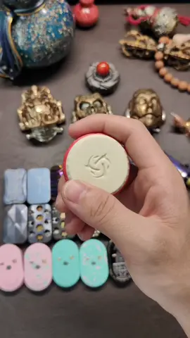 Its tactile feel and gameplay will definitely surprise you. #fidgetspinner #edc #metal #top #jzedc