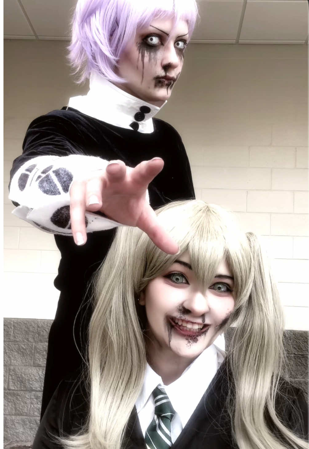 Crona: @𝘿𝘼𝙑𝙀𝙏𝙀𝘾𝙃𝙂𝙊𝘿𝙃𝙀𝘼𝘿  #souleater#souleatercosplay#makaalbarn#cronagorgon#kamihai  