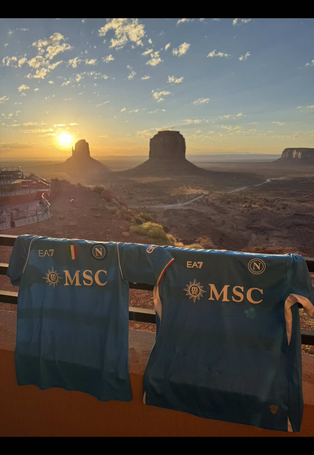 Ovunque 😅💙🇪🇪 @SSC Napoli  #travel #napoli #sunrise 