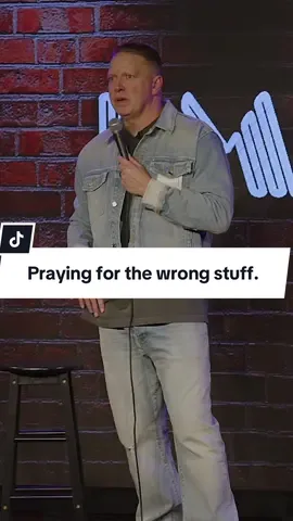 People say prayers at the wrong time a lot. #GaryOwen #StandUp