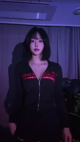 이건 무편집~🤭 #추천 #여고생 #쿠르미 #에이설마해시태그하나했는데추천띄워주겠어 #교복 