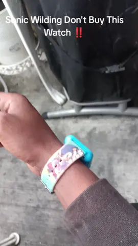 Don't Buy This Watch From Walmart ‼️😭 Sonic And Knuckles Coming Crazy #sonic #funny #watch #funnymoments #fyp