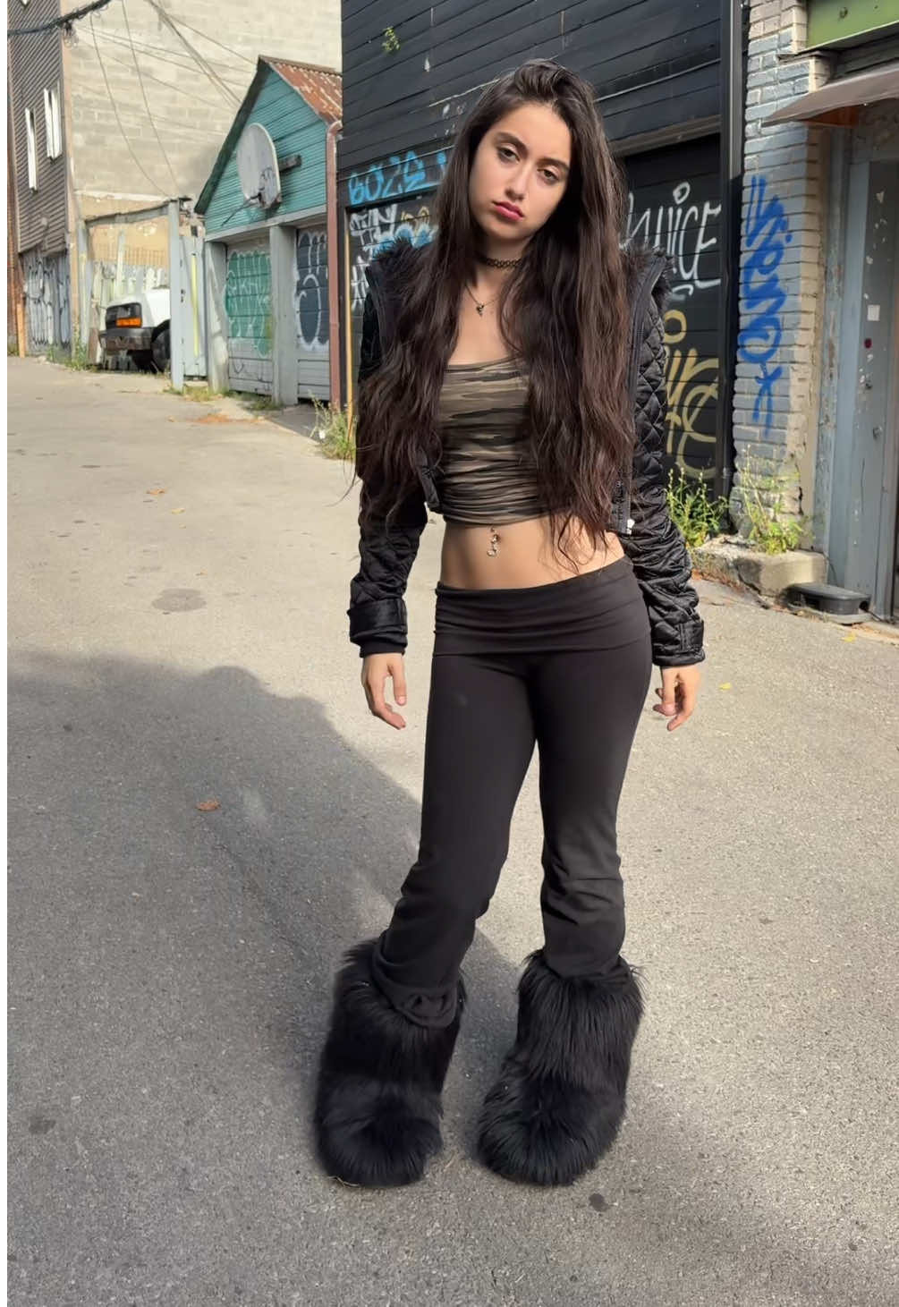 And you know I love you #2000sfashion #OOTD #lowrise #boa #twilight 