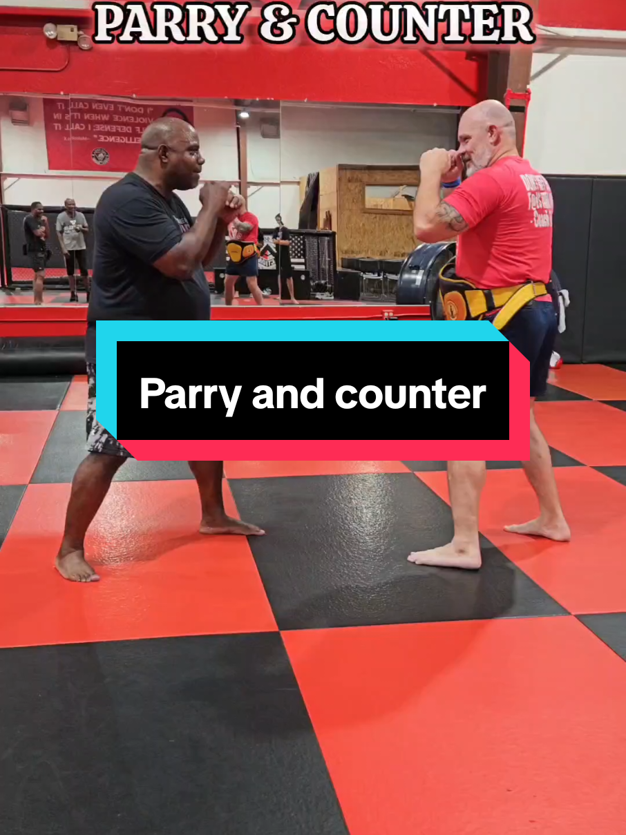 Parry and counter.  Coach Britt demonstrates.  #parryandcounter #lasvegascombatacademy #lasvegaskravmaga #streetselfdefense 