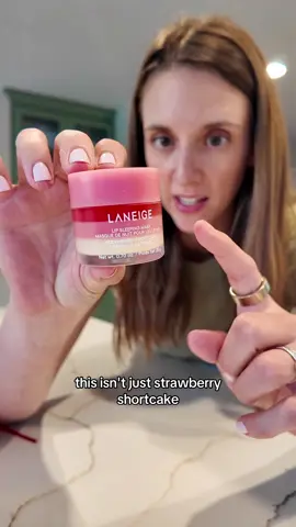 🍰It had to be done. Should we mix it next?  We need to know what each individual flavor of the @laneige_us strawberry shortcake tastes like… happy to do the job!  my favorite layer was the vanilla cake and having a jar of the vanilla Laniege —-I would like to put in a vote that they make the vanilla cake a singular flavor because it is literally thaaaaat good  I could use a whole jar of the vanilla cake flavor! Laneige also said another option is to mix it up for the full strawberry shortcake flavor…. Should I? #laneigelipmask #laneigeus #strawberryshortcake 