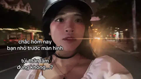 Ngủ đi nhó không ai chúc bạn ngủ ngon hả ,ai nói..? Có tôi nè.. chúc các bạn ngủ ngon ạ 💤#nthanh557 