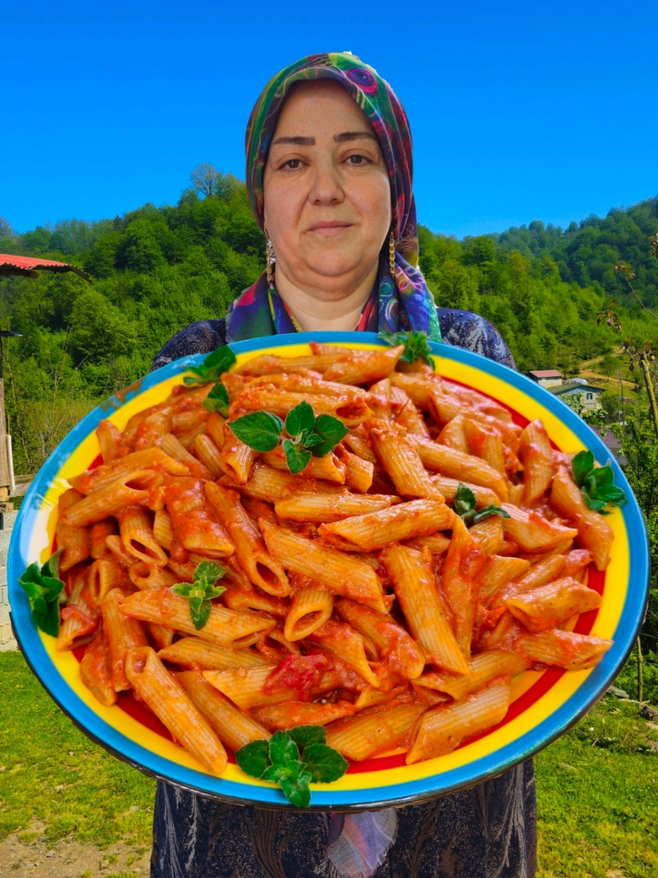پاستا با سس گوجه‌فرنگی 🍝🍅😋 🍝 سالاد ماکارونی 🥘مواد لازم  🍝 پاستا – ۳۰۰ گرم 🍅 گوجه‌فرنگی – ۲ عدد متوسط (نگینی خرد شده) 🍅 رب گوجه‌فرنگی – ۲ قاشق غذاخوری 🧂 نمک – ۱ قاشق چای‌خوری 🌶️ فلفل سیاه – نصف قاشق چای‌خوری 🌿 آویشن – ۱ قاشق چای‌خوری 🌶️ پولبیبر (فلفل قرمز ترکی) – نصف قاشق چای‌خوری 🥛 شیر – نصف لیوان 🧄 سیر – ۲ حبه (ریز خرد شده) 🧀 پنیر پیتزا (موتزارلا) – ۱۵۰ تا ۲۰۰ گرم Pasta with Tomato Sauce 🍝🍅😋 🥘Ingredients  🍝 Pasta – 300 g 🍅 Tomatoes – 2 medium (diced) 🍅 Tomato paste – 2 tablespoons 🧂 Salt – 1 teaspoon 🌶️ Black pepper – 1/2 teaspoon 🌿 Oregano – 1 teaspoon 🌶️ Pul biber (red pepper flakes) – 1/2 teaspoon 🥛 Milk – 1/2 cup 🧄 Garlic – 2 cloves (minced) 🧀 Mozzarella cheese – 150–200 g ❗️Online shop: @country_meals_shop 🔴 You can watch our full videos on YouTube 🔴 شما میتوانید در یوتیوب ویدیو های کامل ما رو مشاهده کنین ❓About us: In this page, we show you the rural lifestyle in Gilan, Iran  ❓درباره ما: در این پیج سبک زندگی روستایی در گیلان را به شما نشان می دهیم 📽 Tiktok: countrymealsvlog  📽 Facebook: country meals vlog   📽 Instagram: country_meals_vlog  📽 Youtube: Country Meals Vlog #vilagefood  #countrymealsvlog #village #cookingvideo #asmrvideo 