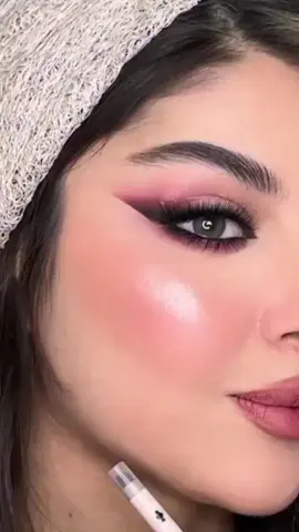 🤫🔥🔥 easy and simple look makeup look #makeuptips #makeuptransformation #makeupvideos #Makeup #makeuptutorial #makeuphacks #mekuptutorial #makeup #Makeup_Videos #makeupinspo #fouryou 