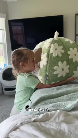 What happens when your daughter grows up with kittens 