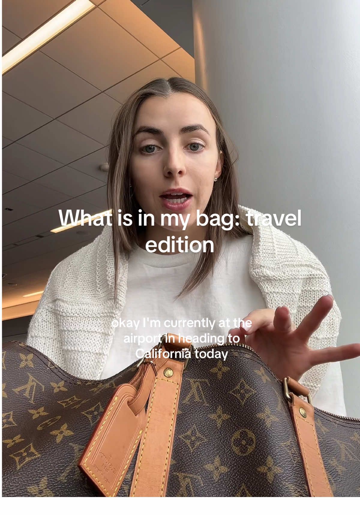 Coming to you live from the airport #whatisinmybag #travel 