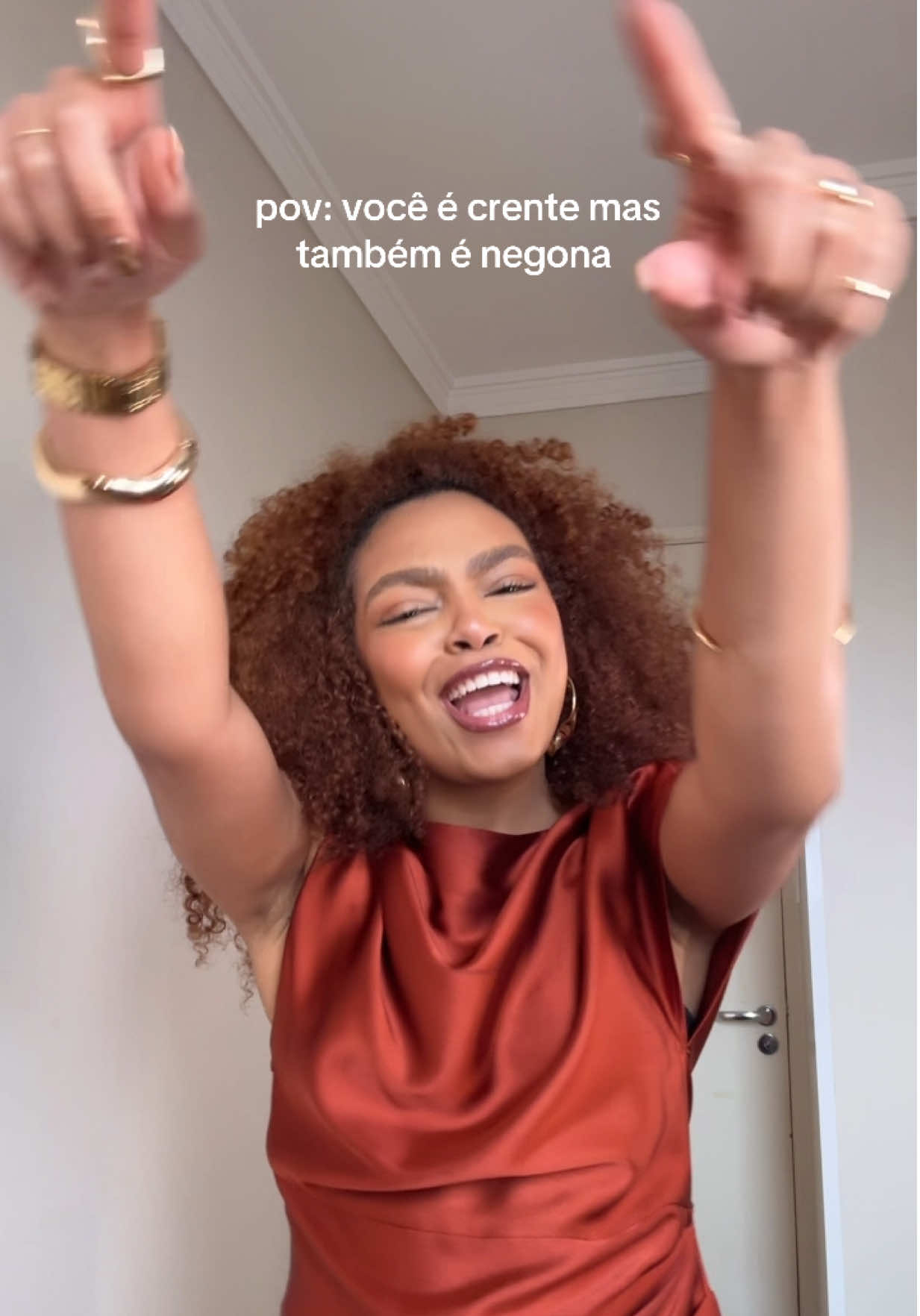 To viciada nessa versão! Muitoooo boaaaa  #gospelmusic #fashiontok #fy 