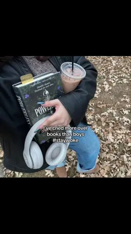 #fyp #viral #book #fypシ゚viral #viraltiktok #BookTok #bookworm #bookishthoughts #bookish #📚 #