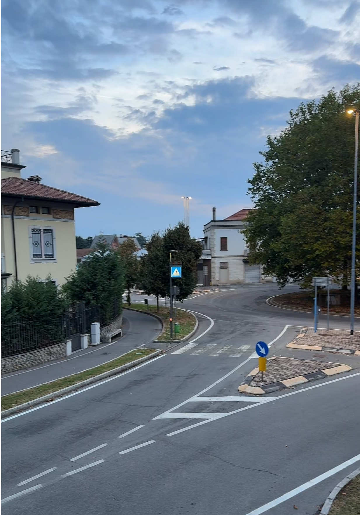 Bel tempo a Treviglio Italy 🇮🇹 . #italy #treviglio #weather #citta #viralditiktok 