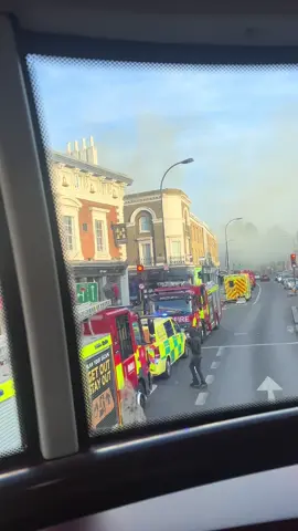 Fire near New Cross Gate station 🚨🔥 Brave firefighters rushed to the scene and worked quickly to bring it under control. 🙏👩‍🚒🚒 #NewCrossGate #London #Firefighters #UK #News #life 