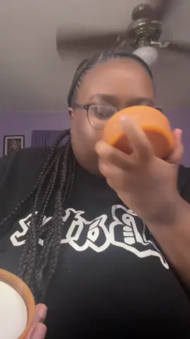 unboxing fenty beauty body cream salted caramel.🍮🧡🤍 #fentybeauty #fentyskin #rhianna #fyp #bodycare 