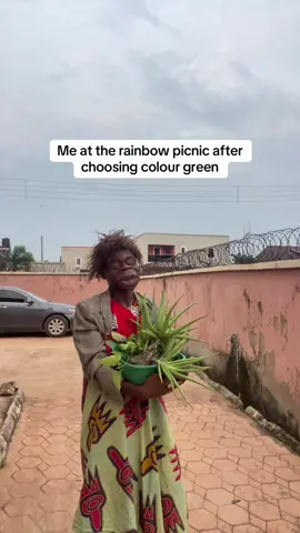 The plant no green enough 😭😭
