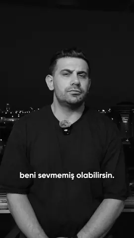 Yazık ettin  . . . . . . . . . . . . #aşk #şiir #keşfet #keşfetteyizzz #blok3 
