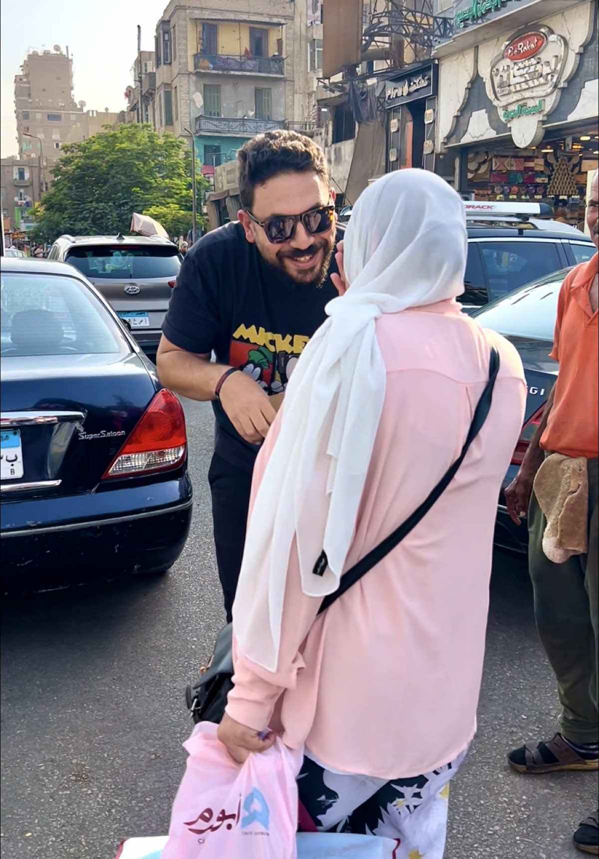 سلسلة اتقل ناس عندهم حلاوة مولد في مصر ( الجزء الثالث ) الفيديو ده حرفياً يحزززززن💔 #جبرالخواطر #دعم #صلوا_على_رسول_الله #مولد #المولد #احمد_عبدالرحمن_ريفيو #العباسية #فود_بلوجر 