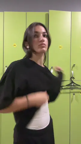 выглушила три литра воды 🤰🤰🤰🤰🤰🤰🤰🤰