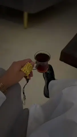 الناس صايبهم بلا مثل الكتابه فـ الجبين تغيّرت حتى مفاهيم الكتب فـ المكتبه .' الطيب لو انه سهل ماتعب عزوم الطيبين والمجد سلّم من تجود فيه يطلع مرتبه  والضعف لو انه وبا يوخذ لقاحه ( مرتين ) كان اكبر اللي يدعون الطيب فار التجربه..#خالد_ال_بريك #قوالب_ساري #شيلات #اكسبلور  #CapCut 