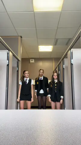 Boom boom boom.                            (gonna ignore Mia going the wrong way)                              #fyp #Teamwork #goviral #school #scottishuniform @sophia🪽 @️ 