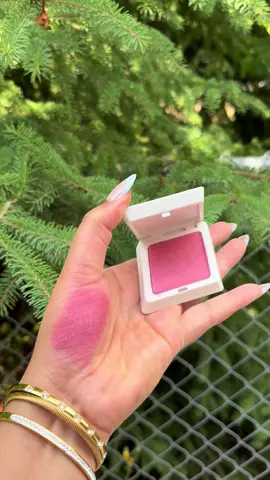 🌷 “Blush but make it Fenty… obsessed 😍 #fentybeauty  @Fenty Beauty @sephora  #makeup #blush 