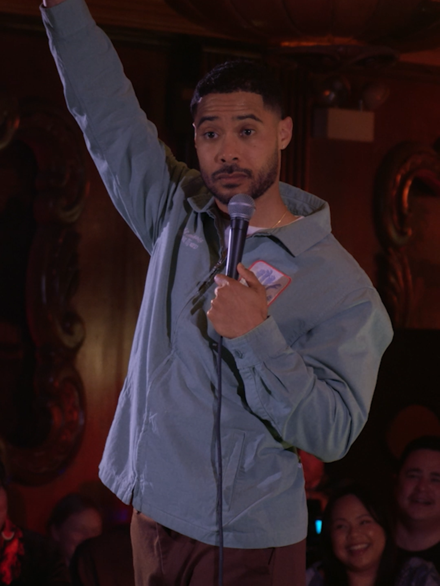 can't read. can roast. #LangstonKerman #standup #comedy #netflixisajoke #man #girl #kids #relatable