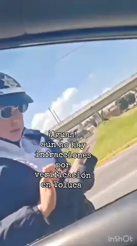 ¡Ah Caray! 😦😏 ¿Qué no las #infracciones por no #verificar aún no aplican? 🤨🧐🤔 Un reportero denunció en redes sociales a #policías de tránsito de #Toluca, quienes querían llevar su automóvil al corralón; el argumento era que no tenía verificación vigente, perooo, el presidente municipal Ricardo Moreno anunció hace meses que momentáneamente sólo se aplicarían amonestaciones verbales.