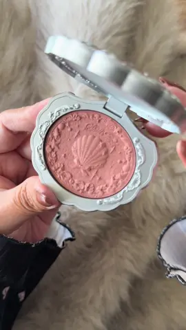@Flower Knows Makeup #TikTokShopCreatorPicks #TikTokMadeMeBuyIt #flowerknowsmakeup #whimsical #alt 