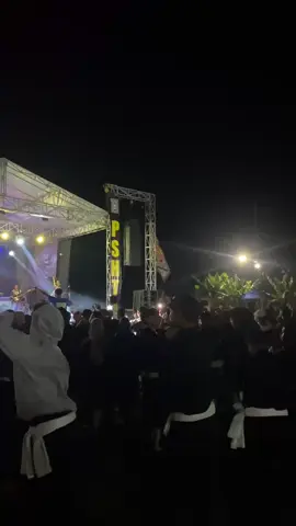 seng budal absen🤩#psht #pshtpusatmadiun #pshtkaranganyar 