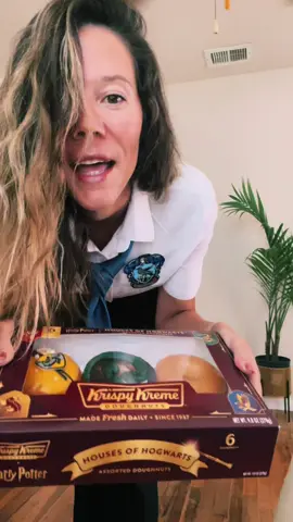 Harry Potter donut taste test. #harrypotter #harrypottertiktok #krispykreme 