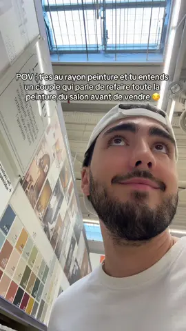 On se demande qui je vais croiser à la sortie du magasin « comme par hasard » 😂 #humour #agentimmobilier #peinture #venteimmobiliere #immobilier 